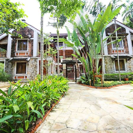 Ancient Village Phu Quoc Resort Esterno foto
